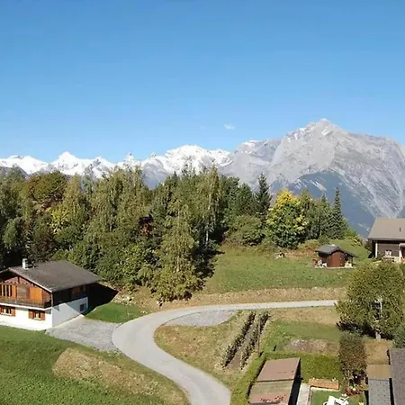 Lejlighed In Location With Views *