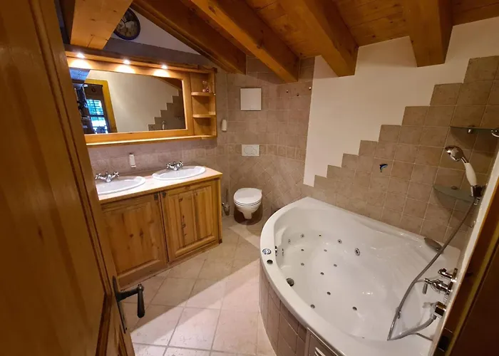 Apartament In Location With Views *